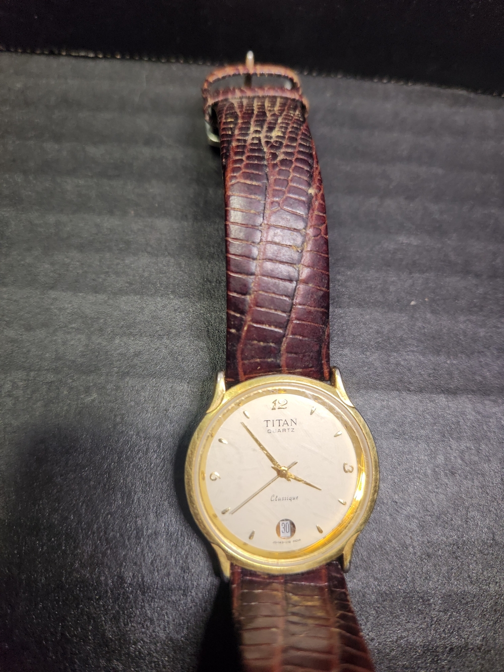 Titan Men's Quartz Watch with Brown Leather Strap and Gold Case